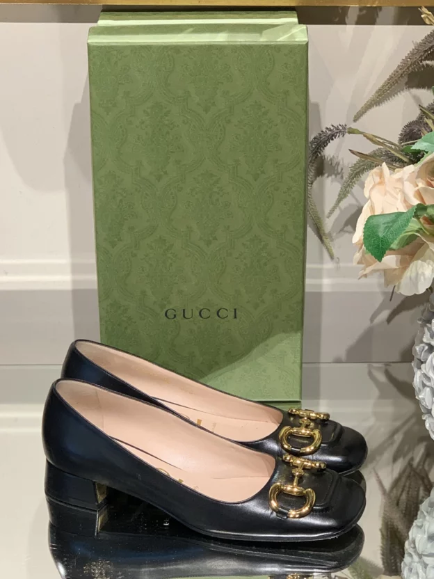 Gucci Black Leather Small Heels Size 36
