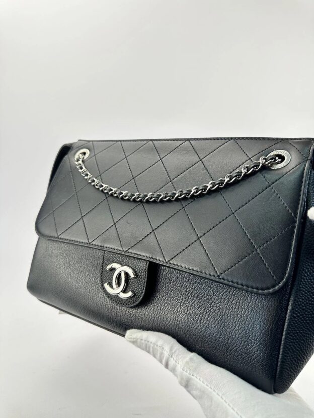 Chanel Flap Bag Reverso Tramezo