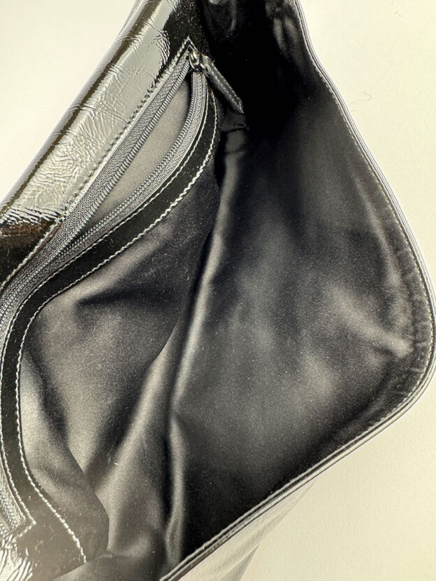 Alexander McQueen Black Leather Faithful Glove Clutch - Image 3