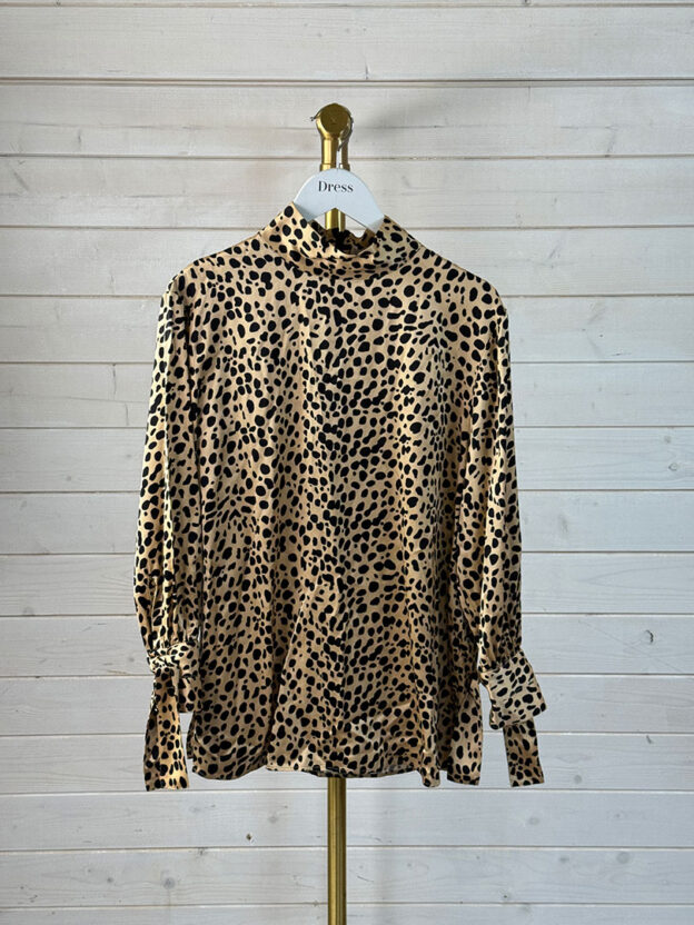 Pre-Owned Boss Animal Print Silk Top Size 6