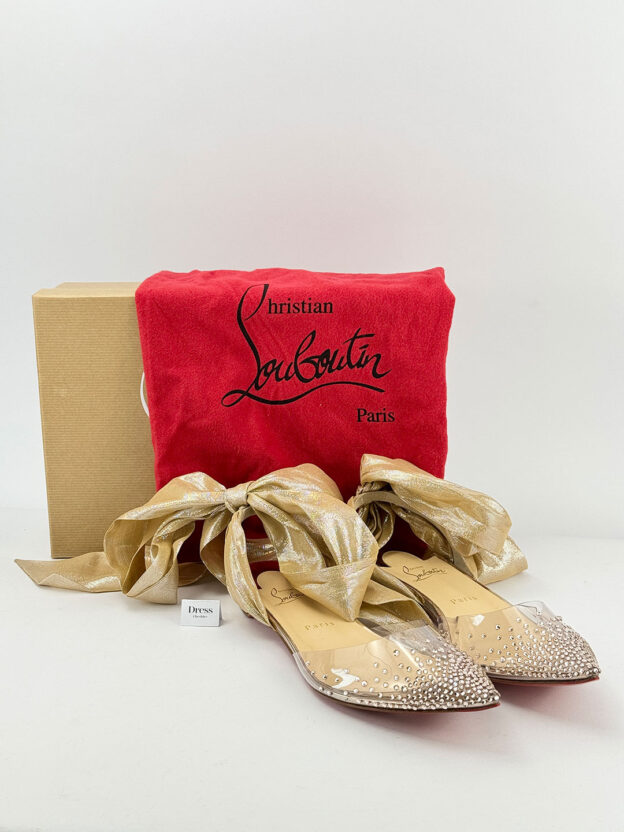 Pre-Owned Louboutin Flats With Ankle Tie Detail Size 40.5 (UK 7.5)