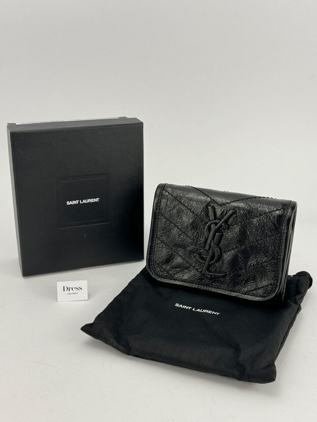 Pre-Owned YSL Crinkled Gloss Black Purse - Image 6