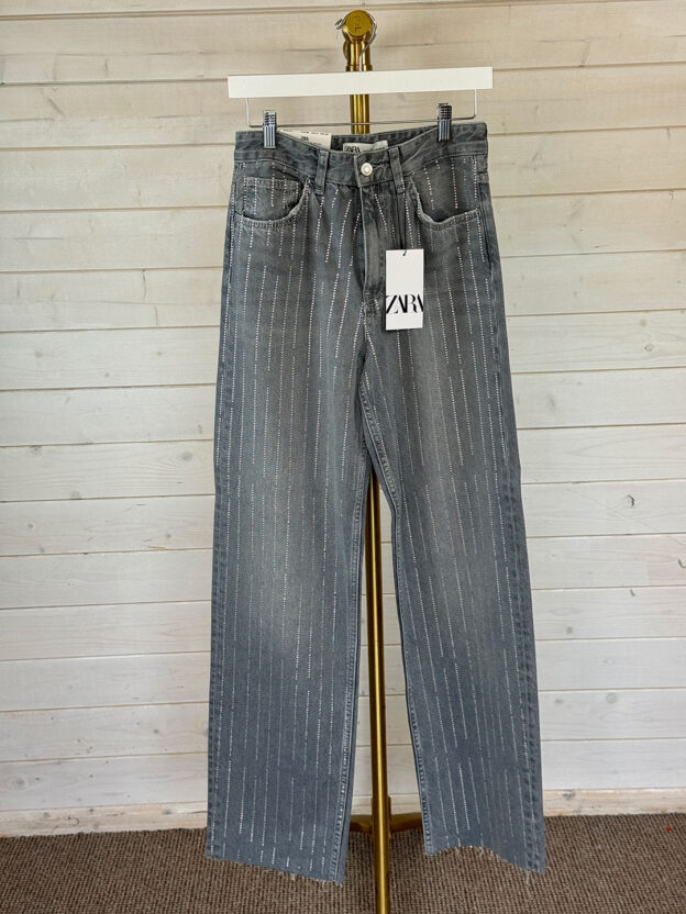 Pre-Owned Zara Grey Diamante Jeans Size 8