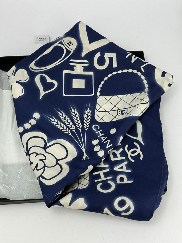 Pre-Owned Chanel Navy & White Silk Scarf Boxed - Image 7