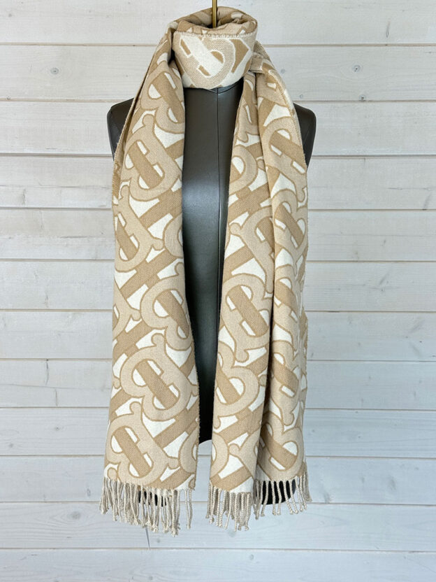 Pre-Owned Burberry Beige TB Monogram 100% Cashmere Scarf - Image 3