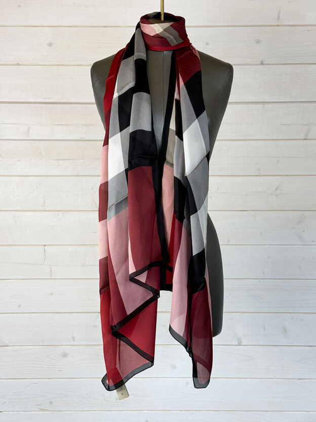 Pre-Owned Burberry Parade Burgundy & Red 100% Silk Scarf - Image 5