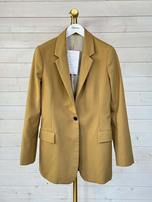 Pre-Owned Joseph Camel Blazer Size 38 (UK 10)