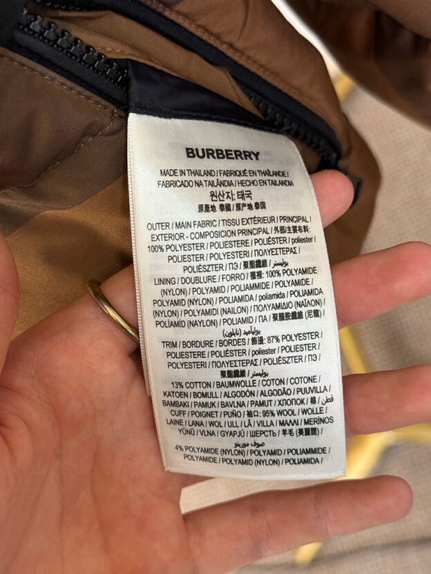 Pre-Owned Burberry Cropped Puffer Jacket Size XS - Image 4