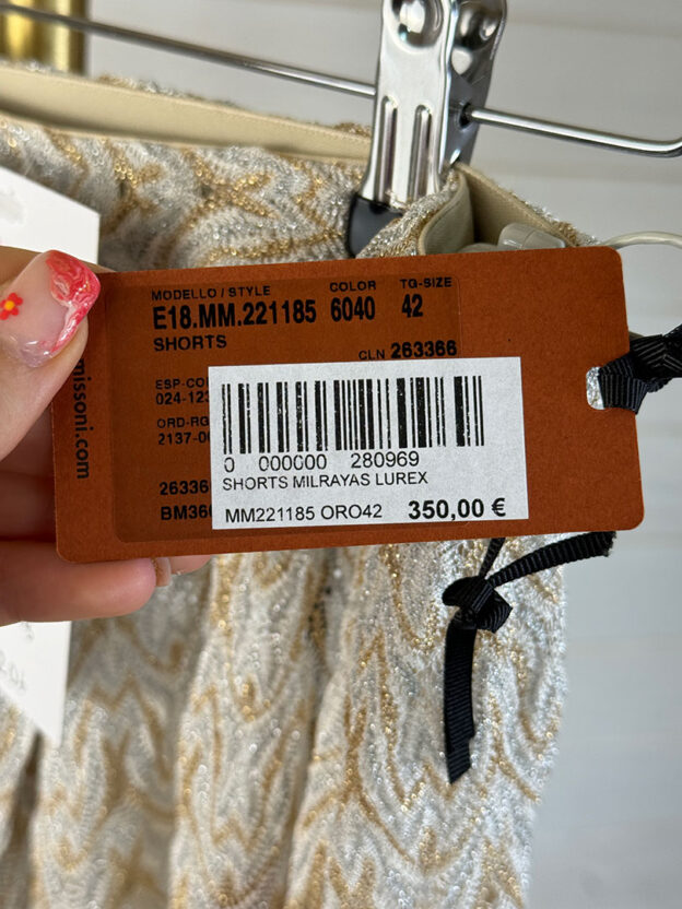 Pre-Owned Missoni Gold & Silver Shorts Size 40 (UK 8) - Image 3