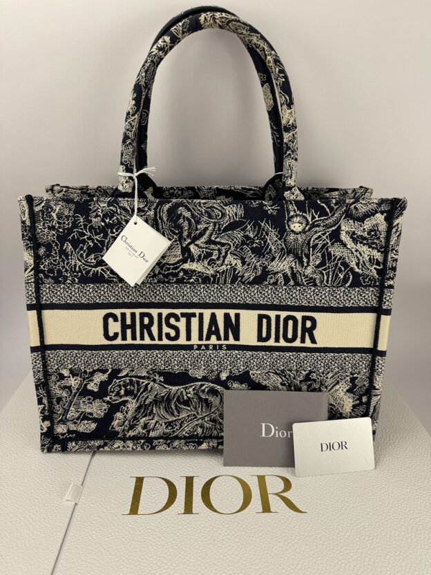 Pre-Owned Christian Dior Medium Dior Book Tote. Brand New. Boxed - Image 8