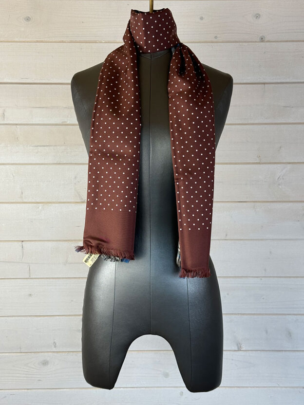 Pre-Owned Hermes Blue Check x Burgundy Spot Silk Scarf. Boxed - Image 3