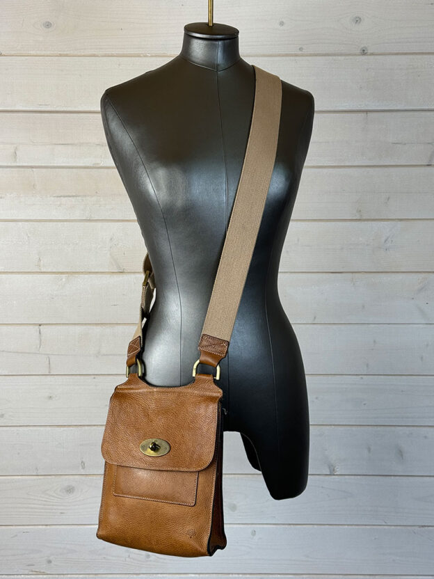 Mulberry Small Tan Antony Crossbody Bag - Image 5