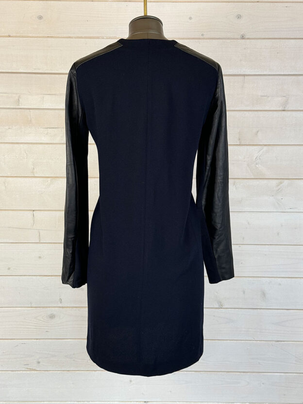 Pre-Owned Maje Navy with Black Leather Sleeves Dress Size 1 (S) - Image 2