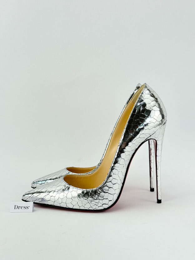 Pre-Owned Louboutin So Kate Silver Croc Embossed Leather Pumps Size 38 (UK 5) - Image 3
