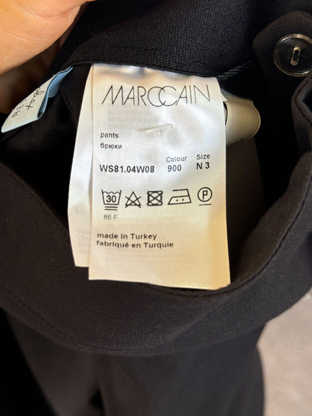 Pre-Owned Marc Cain Black Logo Waistband Trousers Size N3 (UK 12). Feel more like a size 10. - Image 4