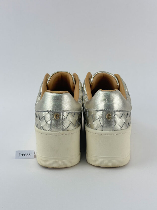 Pre-Owned Carvela Gold Connected Laceless Weave Trainer Size 39 (UK 6) - Image 4