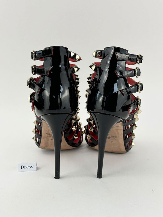 Valentino Garavani Black Patent Leather Rockstud Heels Size 41 (UK 7.5-8) - Image 4