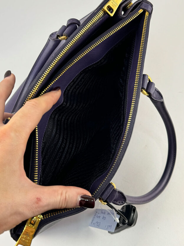 Prada Gallena Purple Handbag - Image 5