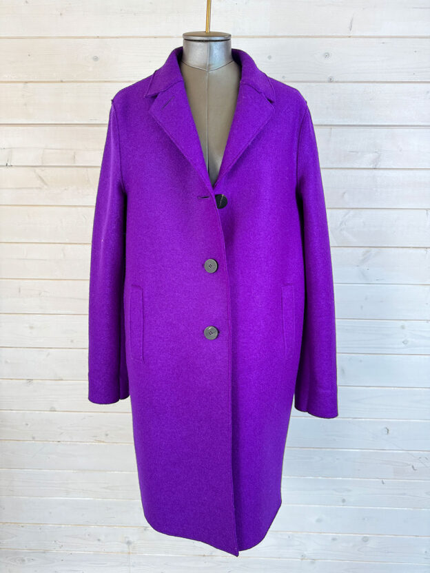 Harris Wharf London Purple Coat Size IT 42 (UK 10)