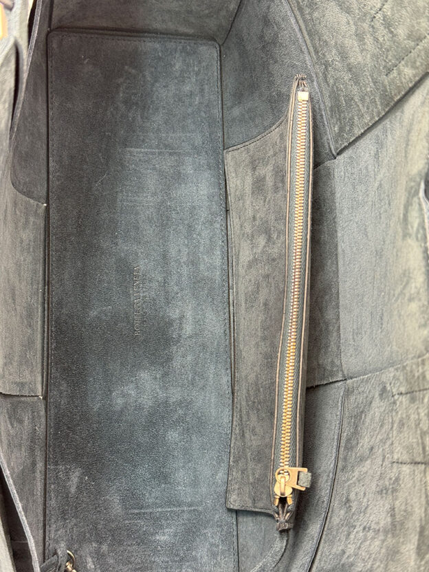 Bottega Veneta Teal Leather Intreccio Arco Tote Bag - Image 5