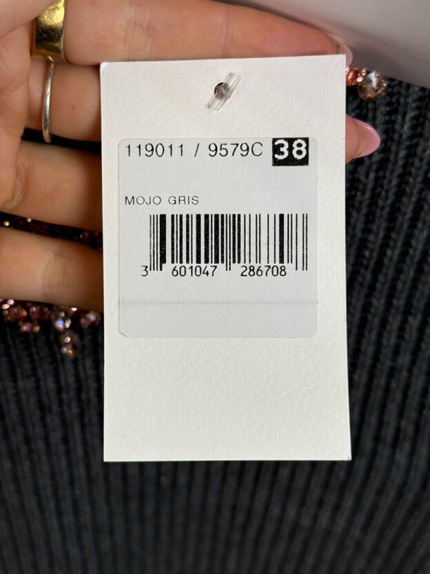 Pre-Owned Weill Grey Kit with Pink Diamante Collar Jumper Size 38 (UK 10) - Image 5