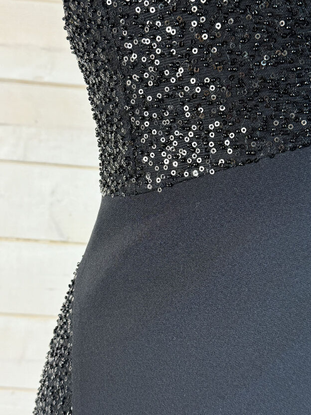 Pre-Owned Safiyaa Black Sequin Evening Dress Size 6 - Image 2