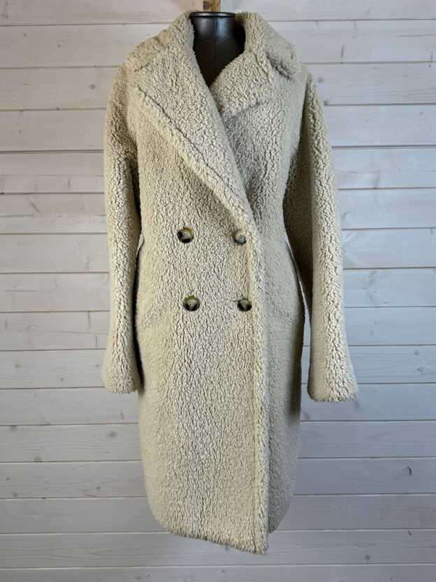 Marc Cain Cream Teddy Coat Size N2 (UK 10)
