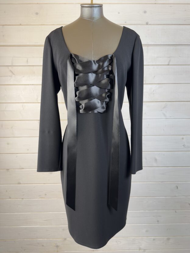 Pre-Owned Boutique Moschino Black Ribbon Dress Size 12