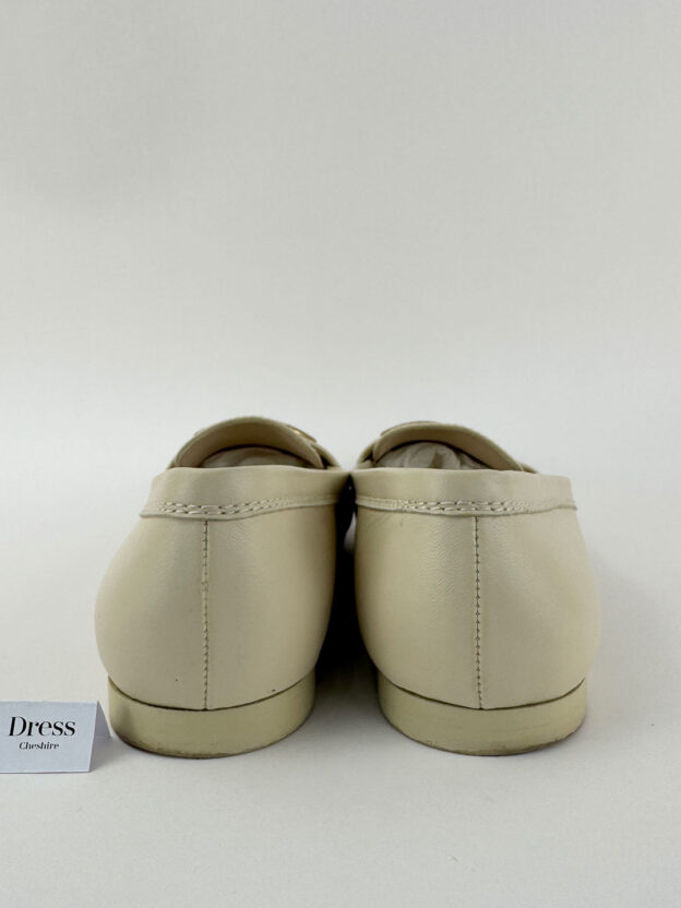 Chanel Cream Loafers Size 41.5 (UK 8.5) - Image 4