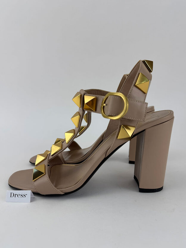 Pre-Owned Valentino Tan Heels Size 40 (UK 7) - Image 3