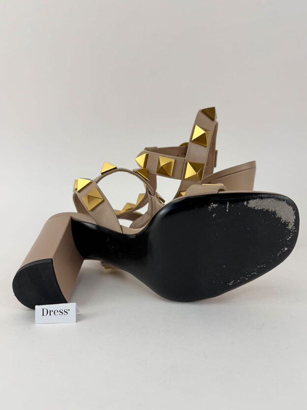 Pre-Owned Valentino Tan Heels Size 40 (UK 7) - Image 5