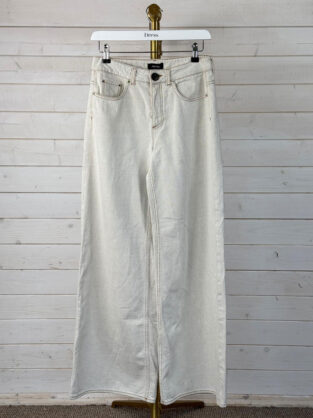 Me & Em Denim Jeans Ankle Grazer Size 26