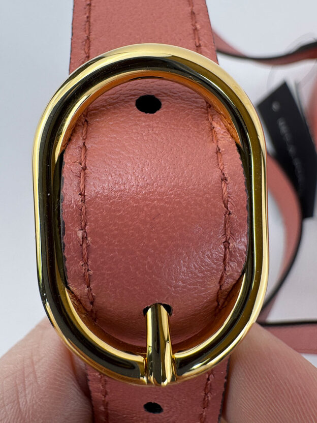 Gucci Blondie Leather Handbag - Image 6