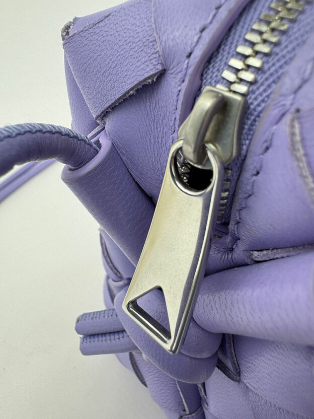 Bottega Veneta Wisteria Mini Loop Crossbody Bag - Image 5