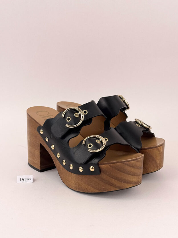 Pre-Owned Chloe Leather Lauren Clog Sandals Size 37 (UK 4)