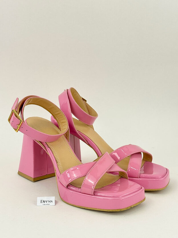 Pre-Owned Russell & Bromley Pink Groovybaby Platform Patent Sandal Size 37 (UK 4)