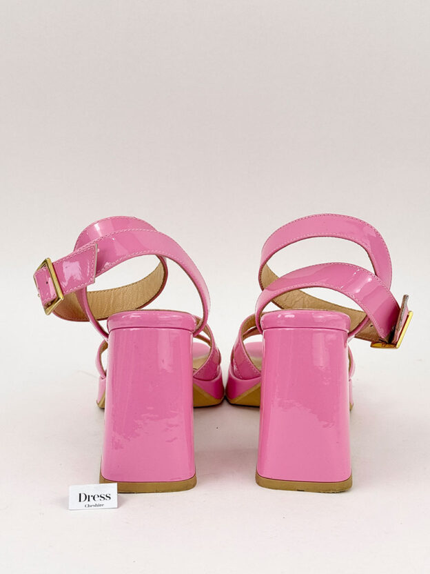Pre-Owned Russell & Bromley Pink Groovybaby Platform Patent Sandal Size 37 (UK 4) - Image 4