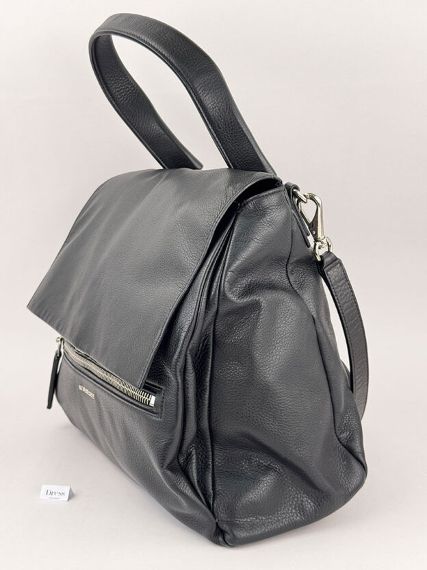 Pre-Owned Givenchy Black Pandora Leather Handbag - Image 2