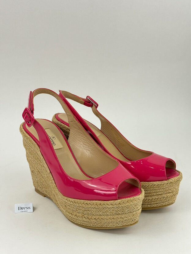 Pre-Owned Valentino Garavani Patent Pink Leather Wedges Size 37 (UK 4)