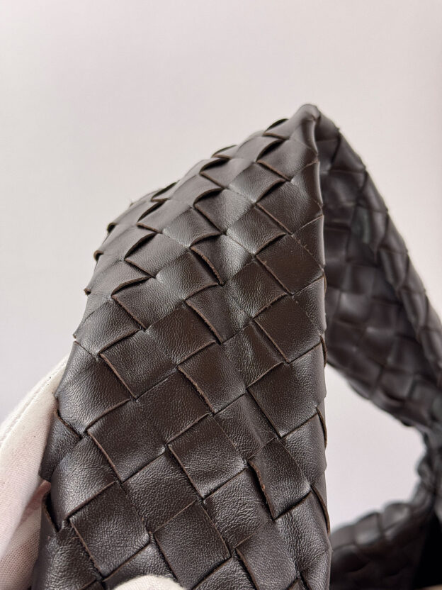 Bottega Veneta Large New Hop Brown Bag - Image 2