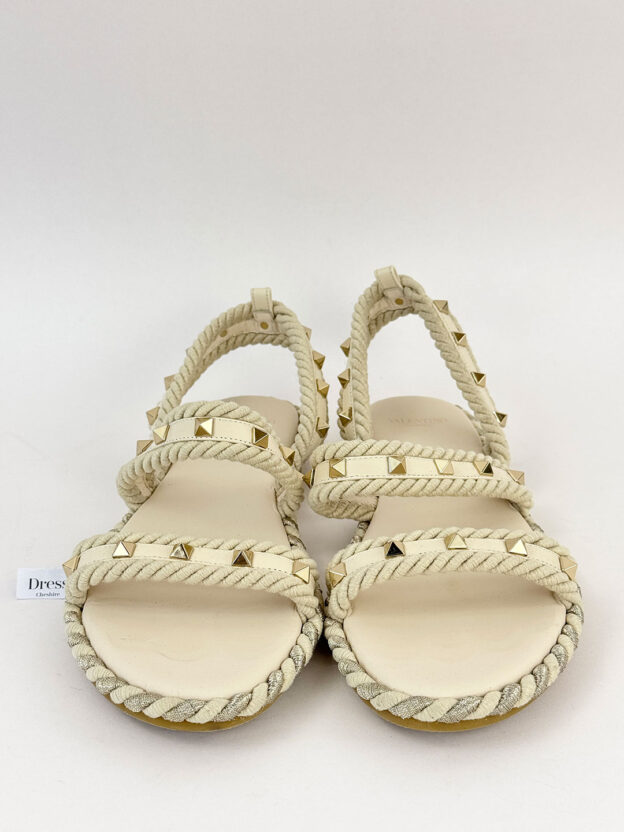 Pre-Owned Valentino Garavani Rockstud Torchon Sandals Size 39 (UK 6) - Image 3
