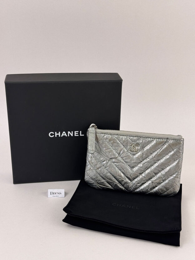 Chanel Silver Metallic Chevron Purse - Image 7