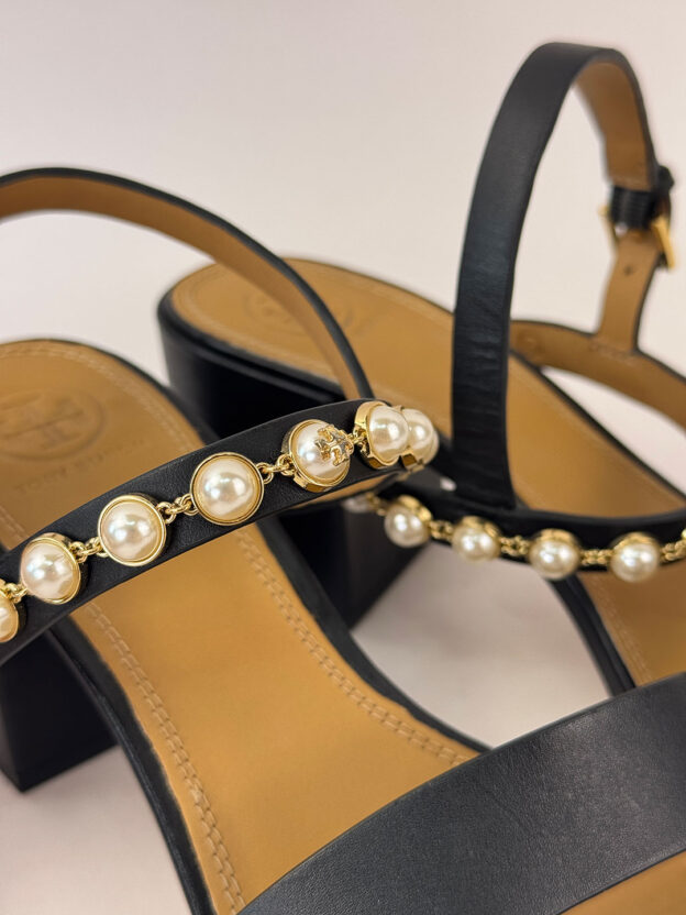 Pre-Owned Tory Burch Black Emmy Pearl Sandals US 8.5. Feel like a Size UK 5.5 - Image 2