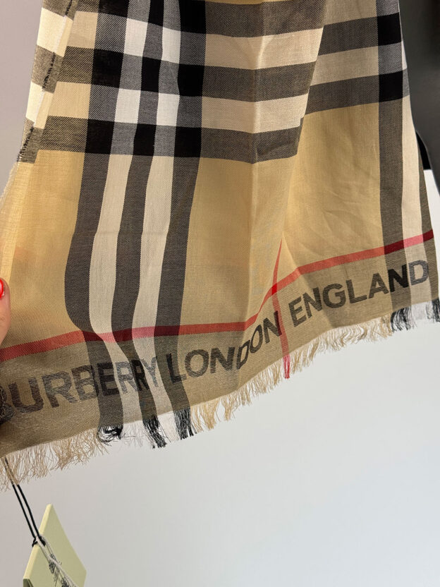Pre-Owned Burberry Classic Print Scarf - Image 2
