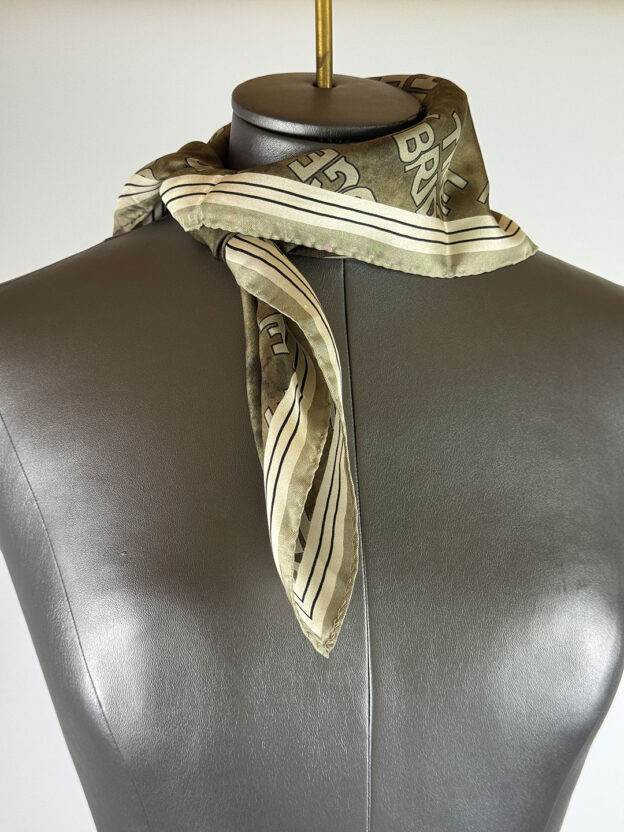 Pre-Owned The Bridge Green Silk Scarf