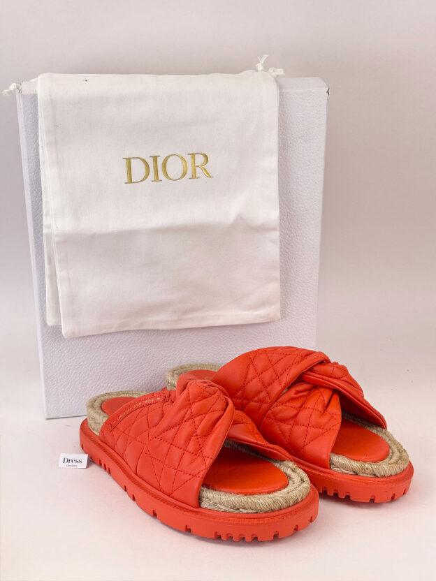 Pre-Owned Christian Dior Orange Sliders Size 38 (UK 5) - Image 2