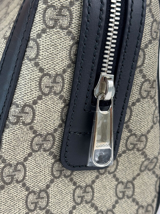 Pre-Owned Gucci GG Supreme Toiletry Bag - Image 7